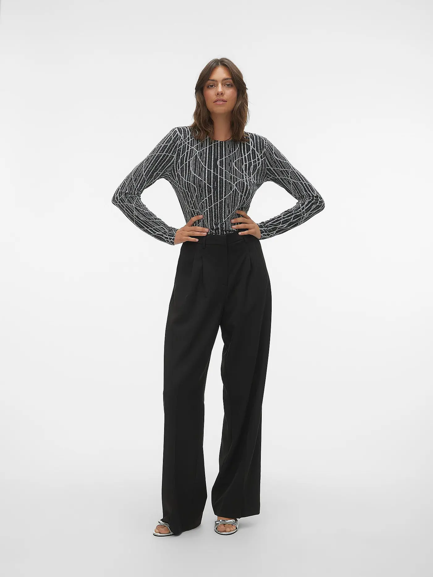 VERO MODA | Langarmshirt VMKANZ | schwarz